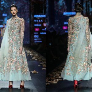 SHYAMAL & BHUMIKA GOWN/DRESS PARISIAN SYMPHONY - PRE-OWNED. EXCELLENT CONDITION.